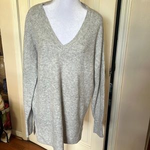 HALOGEN SWEATER SIZE MEDIUM